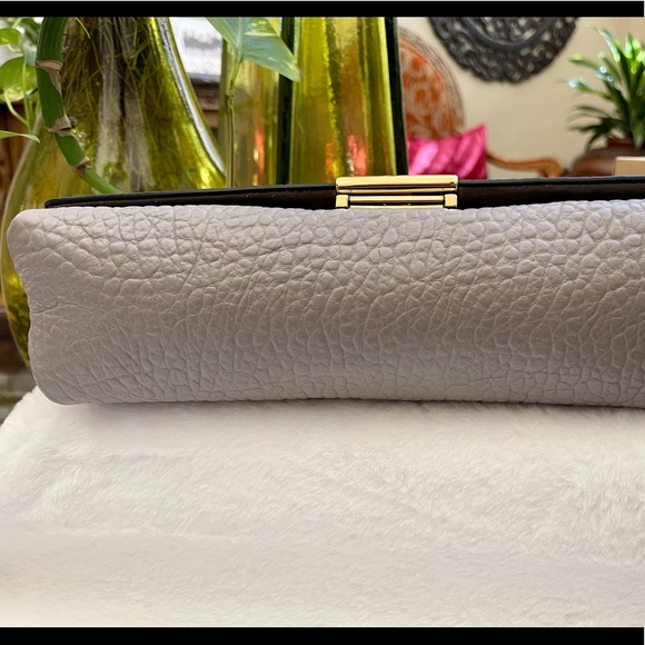 👛SALE!! “BURBERRY” 💯% Authentic Clutch/Shoulder Bag - Picture 8 of 8